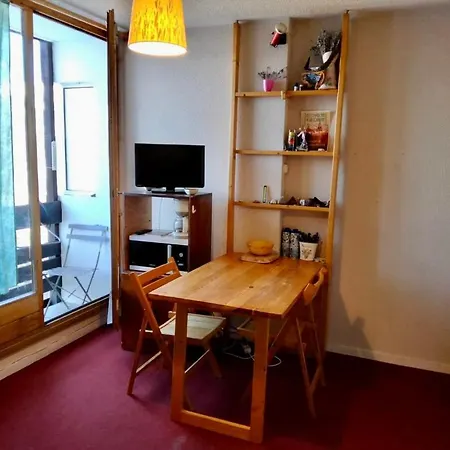 Studio Au Pied Des Pistes Apartment Enchastrayes