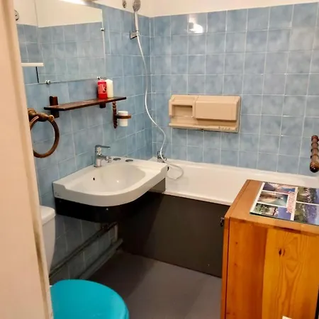 Studio Au Pied Des Pistes * Enchastrayes